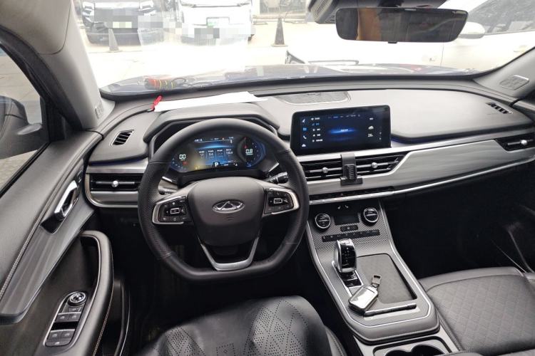 Used Chery Tiggo 8 2020 Revised Version 290TGDI Automatic Luxury Edition Center Console