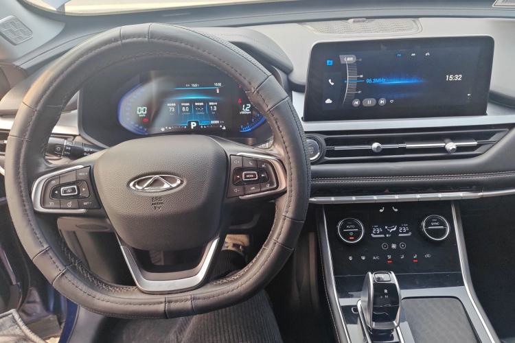 Used Chery Tiggo 8 2020 Facelifted Version 290TGDI Automatic Elite Edition Center Console