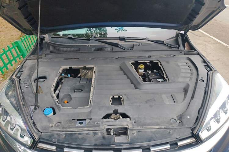 Used Chery Tiggo 8  Engine Bay