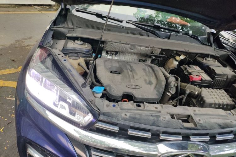 Used Chery Tiggo 8 2020 230TCI Automatic Elite Edition Engine Bay Right