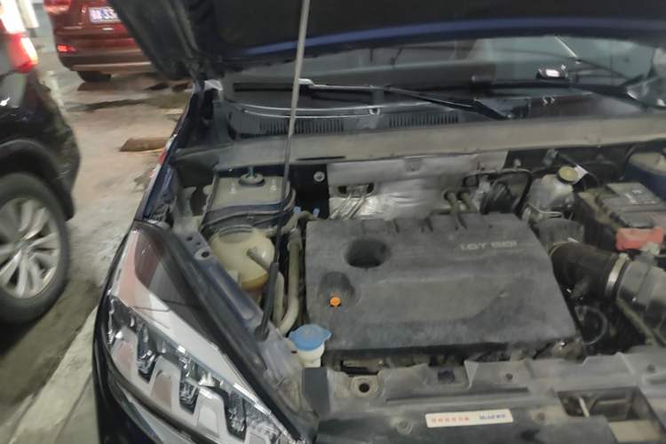 Used Chery Tiggo 8 2020 290TGDI Automatic Elite Edition Engine Bay Right