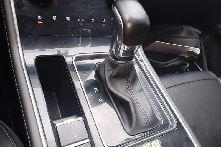 Used Chery Tiggo 8 2020 230TCI Automatic Fashion Edition Gear Lever