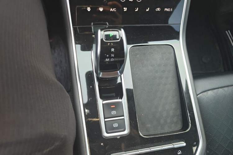 Used Chery Tiggo 8 2020 290TGDI Automatic Luxury Edition Gear Lever