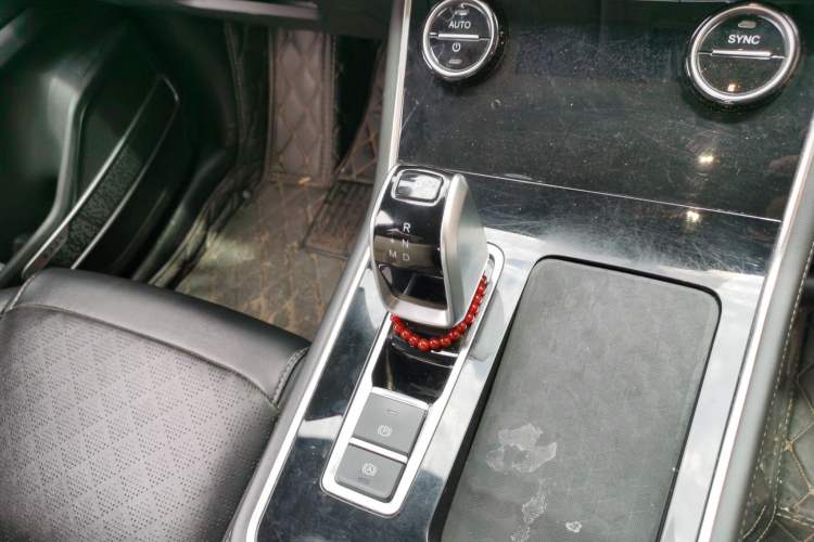Used Chery Tiggo 8 2020 290TGDI Automatic Elite Edition Gear Lever