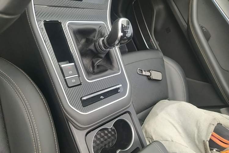 Used Chery Tiggo 8 2020 230TCI Manual Elite Edition Gear Lever