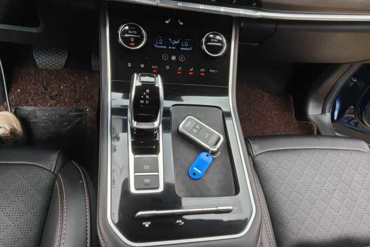 Used Chery Tiggo 8 2020 290TGDI Automatic Luxury Edition Gear Lever