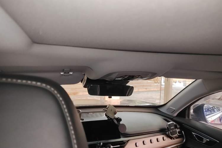 Used Chery Tiggo 8 2020 290TGDI Automatic Luxury Edition Headliner