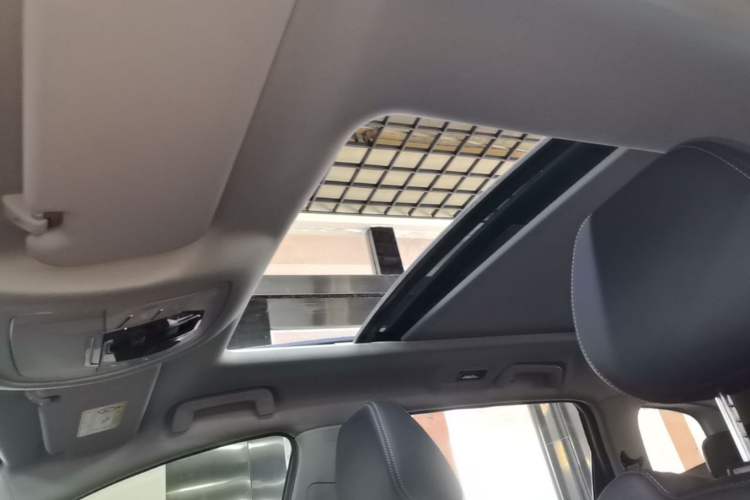 Used Chery Tiggo 8 2020 Facelifted Version 290TGDI Automatic Elite Edition Headliner