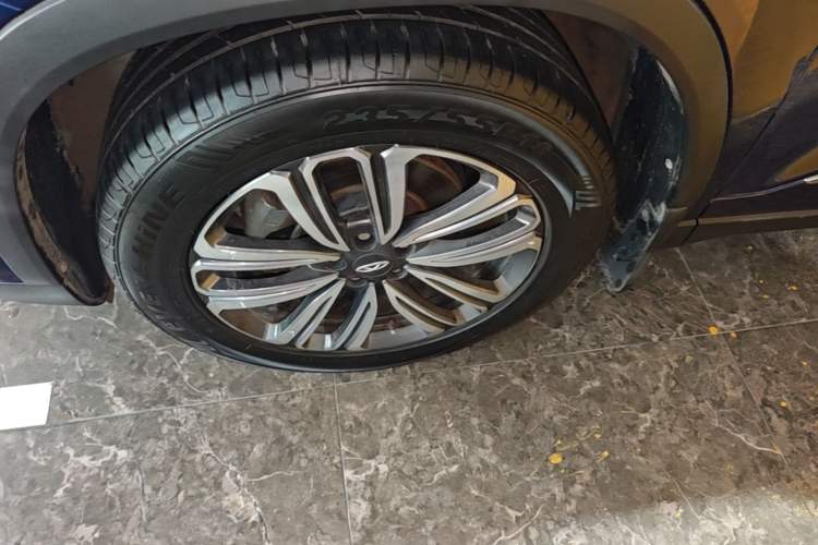 Used Chery Tiggo 8 2020 Revised Version 290TGDI Automatic Luxury Edition Left Front Wheel Hub