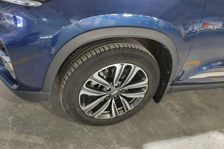 Used Chery Tiggo 8 2020 Revised Version 290TGDI Automatic Luxury Edition Left Front Wheel Hub