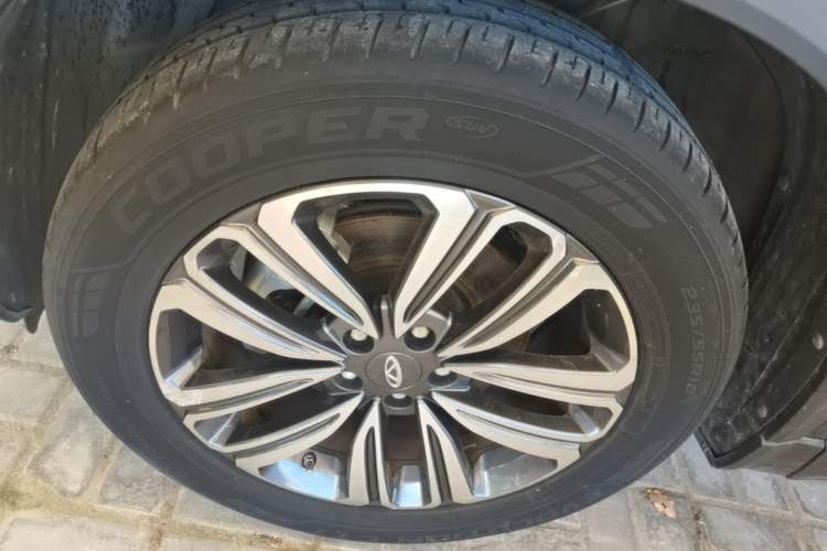 Used Chery Tiggo 8 2020 290TGDI Automatic Elite Edition Left Front Wheel Hub