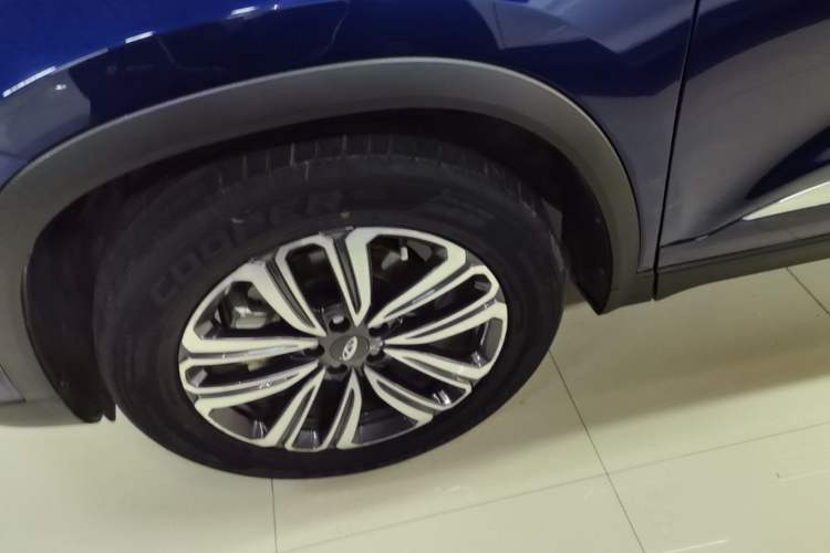 Used Chery Tiggo 8 2020 Facelifted Version 290TGDI Automatic Elite Edition Left Front Wheel Hub