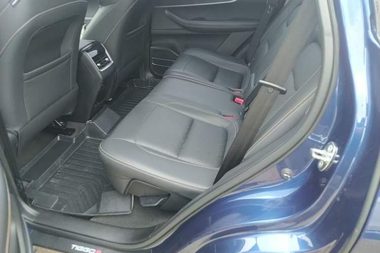 Used Chery Tiggo 8 2020 230TCI Manual Elite Edition Left Rear Seat