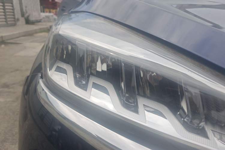 Used Chery Tiggo 8 2020 230TCI Automatic Elite Edition Right Front Headlight