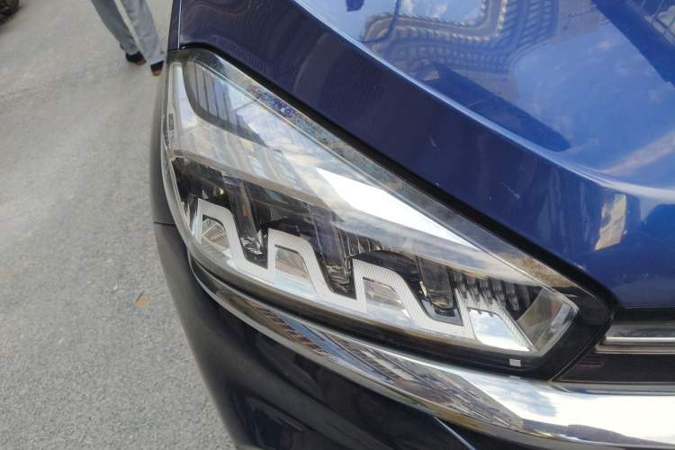 Used Chery Tiggo 8 2020 Facelifted Version 290TGDI Automatic Elite Edition Right Front Headlight