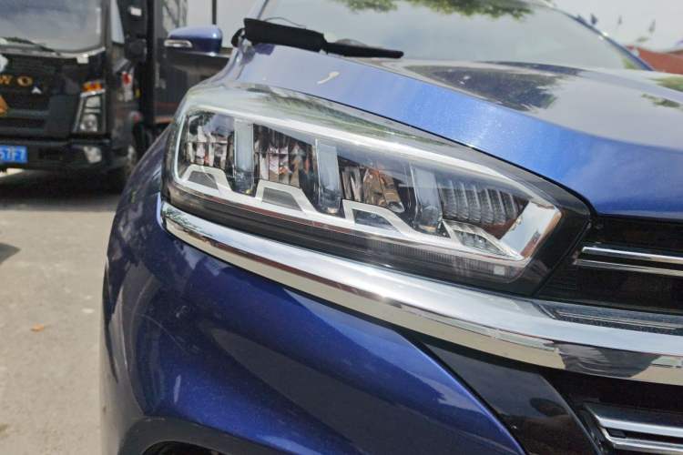Used Chery Tiggo 8 2020 Revised Version 290TGDI Automatic Luxury Edition Right Front Headlight