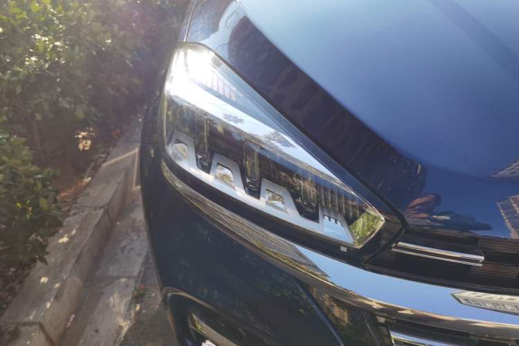 Used Chery Tiggo 8 2020 290TGDI Automatic Elite Edition Right Front Headlight