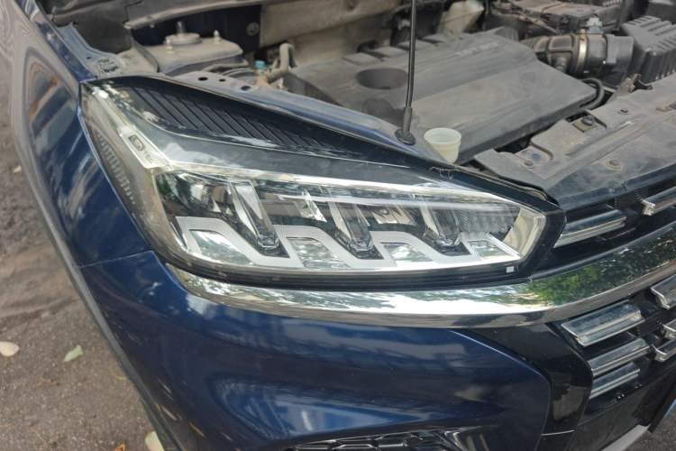 Used Chery Tiggo 8 2020 Facelifted Version 290TGDI Automatic Elite Edition Right Front Headlight