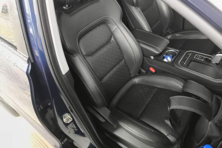 Used Chery Tiggo 8 2020 290TGDI Automatic Elite Edition Right Front Seat