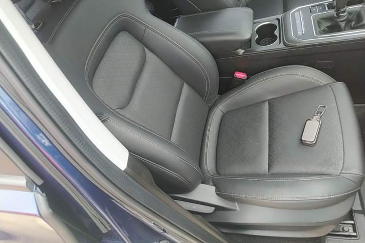 Used Chery Tiggo 8 2020 230TCI Manual Elite Edition Right Front Seat