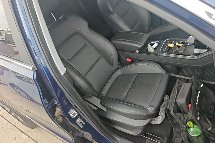 Used Chery Tiggo 8 2020 290TGDI Automatic Luxury Edition Right Front Seat