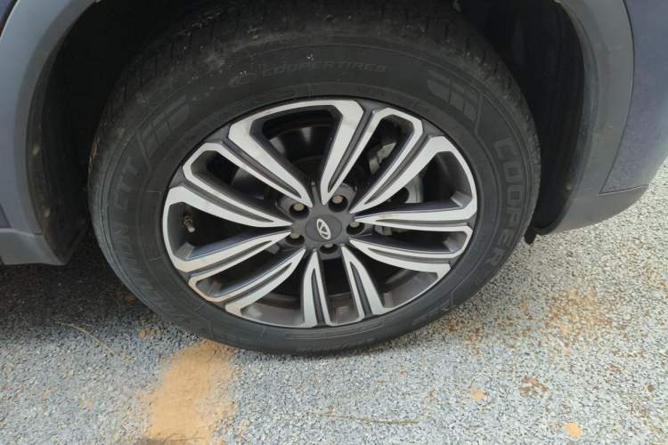 Used Chery Tiggo 8 2020 Facelifted Version 290TGDI Automatic Elite Edition Right Front Wheel Hub