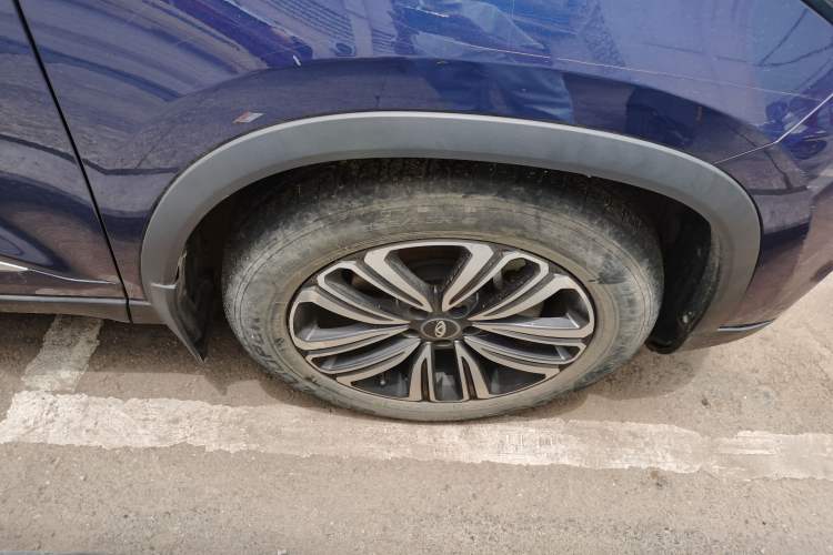 Used Chery Tiggo 8 2020 290TGDI Automatic Elite Edition Right Front Wheel Hub