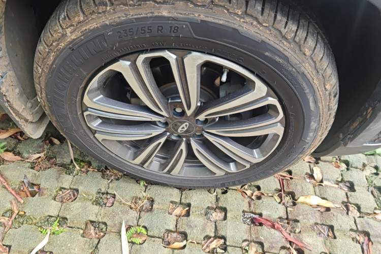 Used Chery Tiggo 8 2020 290TGDI Automatic Elite Edition Right Front Wheel Hub
