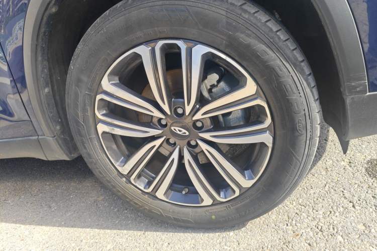 Used Chery Tiggo 8 2020 290TGDI Automatic Elite Edition Big Six-Seater Right Front Wheel Hub