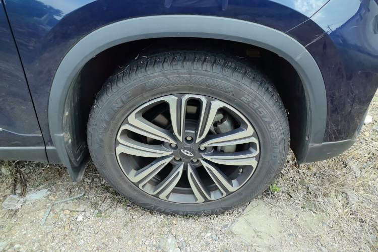 Used Chery Tiggo 8 2020 Facelifted Version 290TGDI Automatic Elite Edition Right Front Wheel Hub