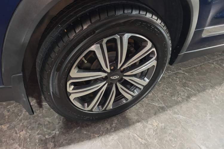 Used Chery Tiggo 8 2020 Revised Version 290TGDI Automatic Luxury Edition Right Rear Wheel Hub