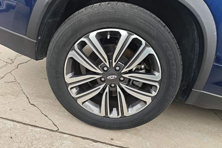 Used Chery Tiggo 8 2020 290TGDI Automatic Luxury Edition Right Rear Wheel Hub