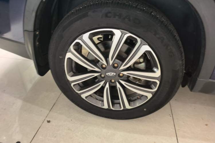 Used Chery Tiggo 8 2020 Facelifted Version 290TGDI Automatic Elite Edition Right Rear Wheel Hub