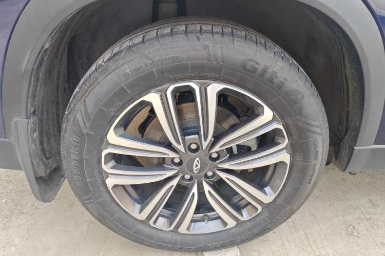 Used Chery Tiggo 8 2020 Facelifted Version 290TGDI Automatic Elite Edition Right Rear Wheel Hub