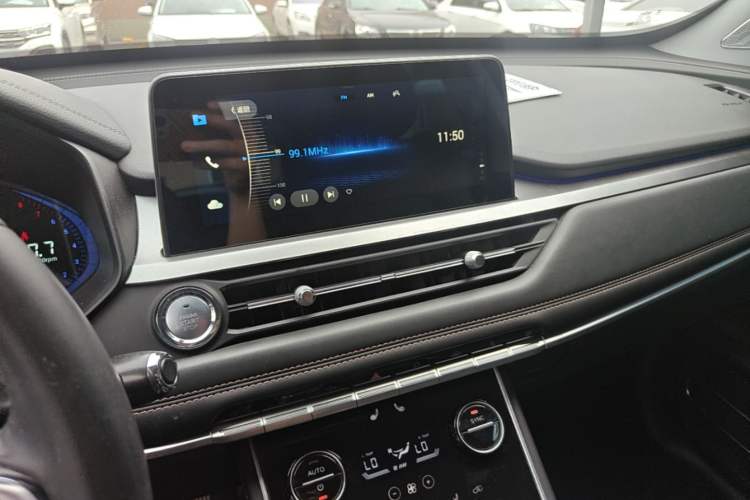 Used Chery Tiggo 8 2020 Facelifted Version 290TGDI Automatic Elite Edition Audio And AC Panel