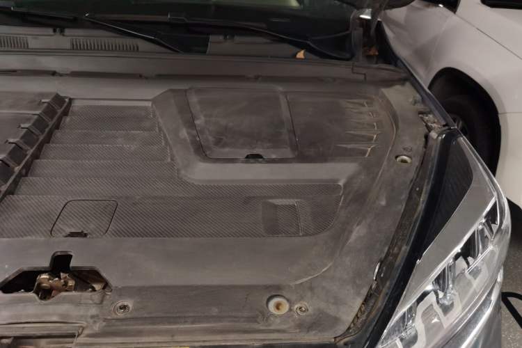 Used Chery Tiggo 8 2020 290TGDI Automatic Luxury Edition Engine Bay Left