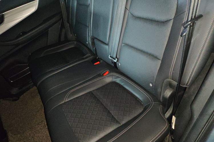 Used Chery Tiggo 8 2020 290TGDI Automatic Luxury Edition Interior 4