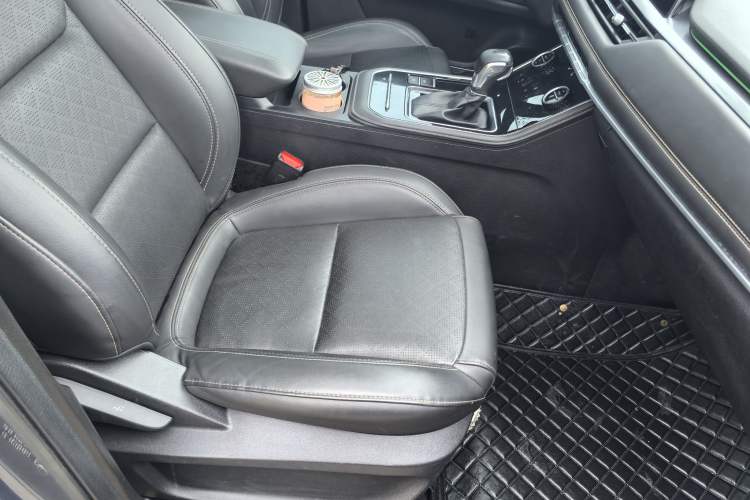 Used Chery Tiggo 8 2020 230TCI Automatic Elite Edition Interior 9