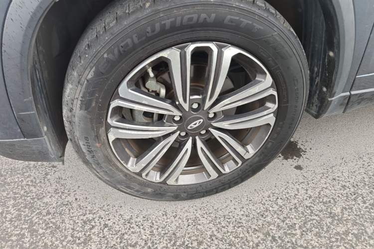 Used Chery Tiggo 8 2020 Facelifted Version 290TGDI Automatic Elite Edition Left Front Wheel Hub