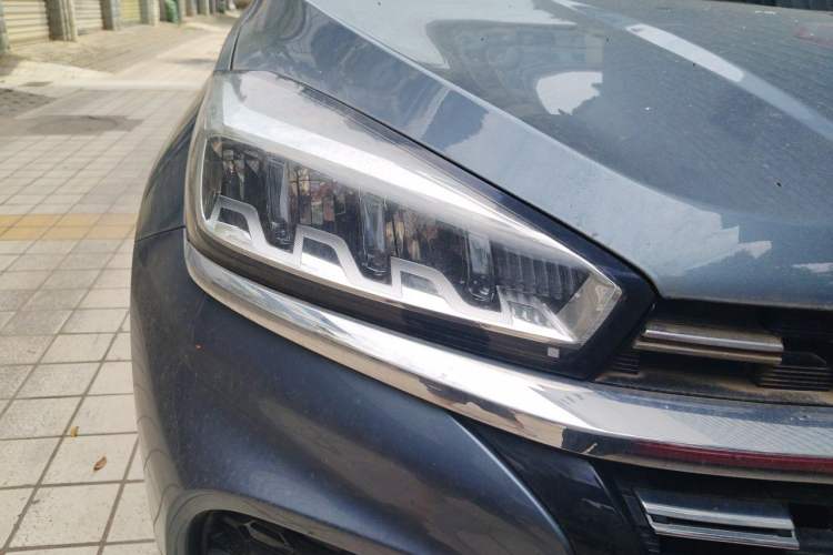 Used Chery Tiggo 8 2020 Facelifted Version 290TGDI Automatic Elite Edition Right Front Headlight