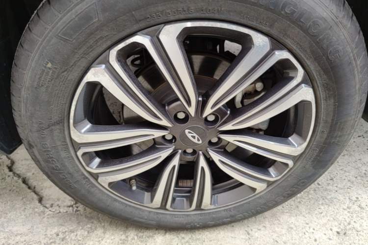 Used Chery Tiggo 8 2020 290TGDI Automatic Luxury Edition Right Rear Wheel Hub