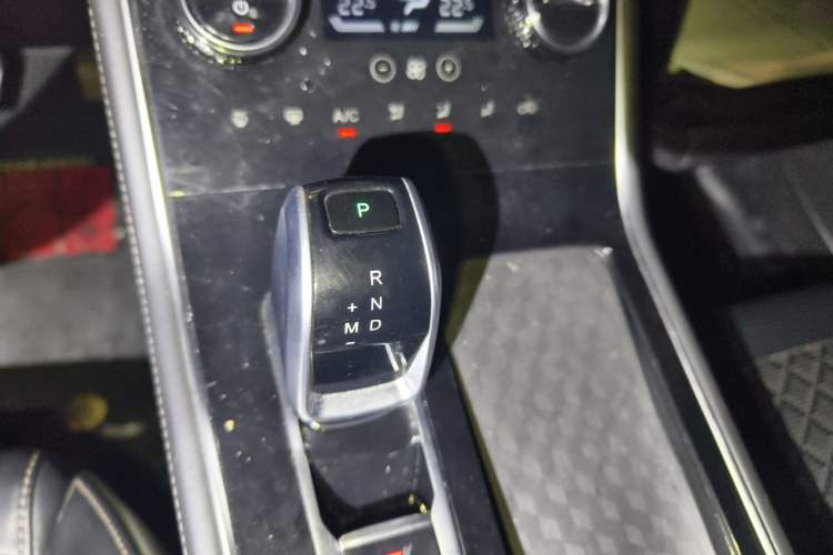 Used Chery Tiggo 8 2020 290TGDI Automatic Elite Edition Gear Lever