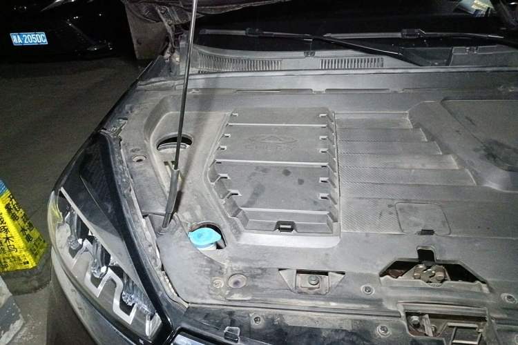 Used Chery Tiggo 8 2020 Revised Version 290TGDI Automatic Luxury Edition Engine Bay Right