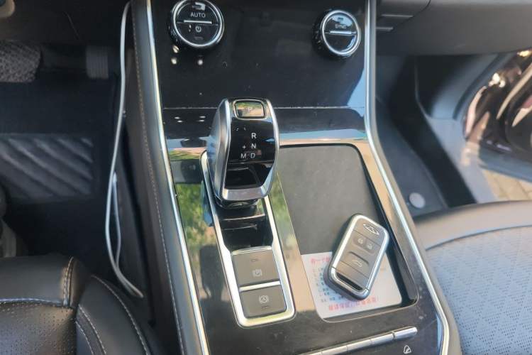 Used Chery Tiggo 8 2020 290TGDI Automatic Elite Edition Gear Lever
