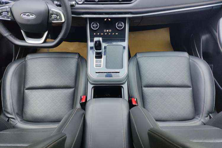 Used Chery Tiggo 8 2020 Facelifted Version 290TGDI Automatic Elite Edition Gear Lever