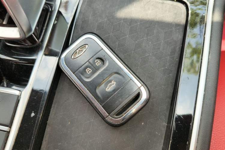 Used Chery Tiggo 8 2020 290TGDI Automatic Luxury Edition Interior 1