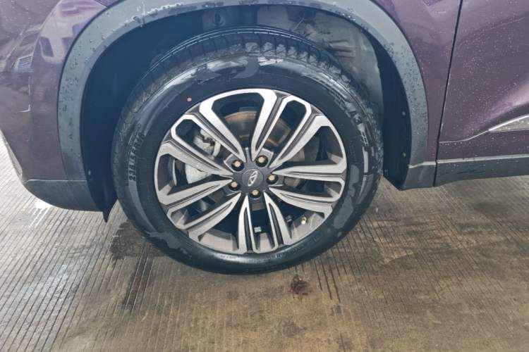 Used Chery Tiggo 8 2020 290TGDI Automatic Elite Edition Left Front Wheel Hub