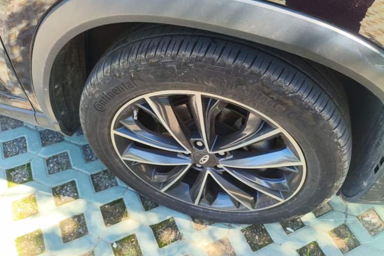 Used Chery Tiggo 8 2020 Revised Version 290TGDI Automatic Flagship Edition Right Front Wheel Hub