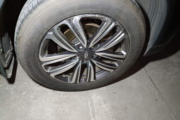 Used Chery Tiggo 8 2020 Revised Version 290TGDI Automatic Luxury Edition Right Front Wheel Hub