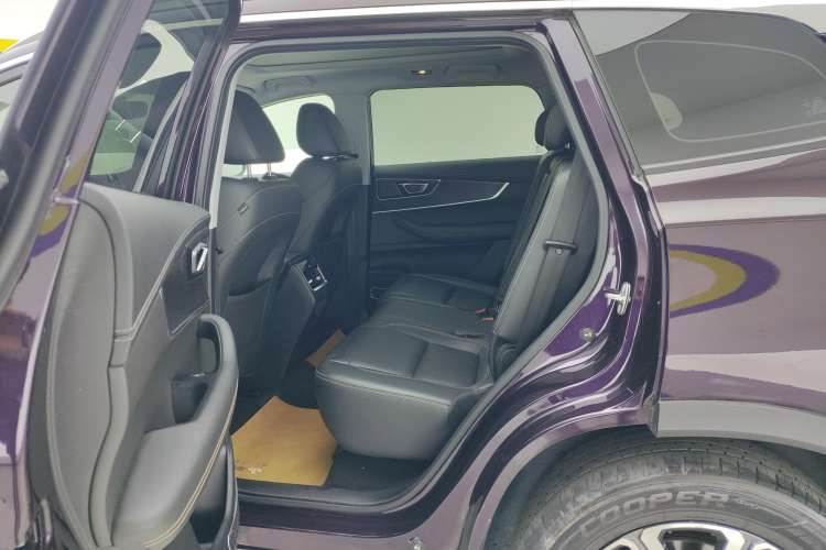 Used Chery Tiggo 8 2020 Facelifted Version 290TGDI Automatic Elite Edition Right Rear Seat
